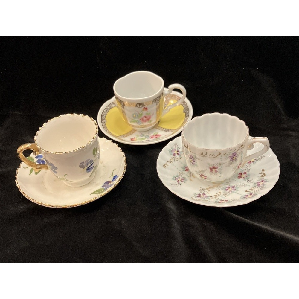 Vintage Lot 3 Fine China Porcelain Teacups & Saucers Floral Gold Blue Avon